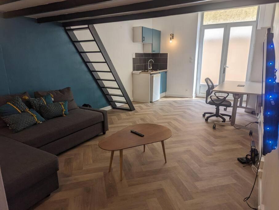 Balneo, Ecran Lcd, Literie 160x200 Apartment *