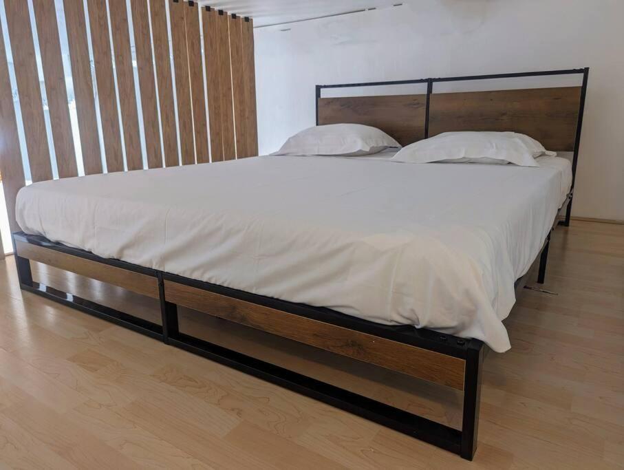Apartment Balneo, Ecran Lcd, Literie 160x200 Lyon