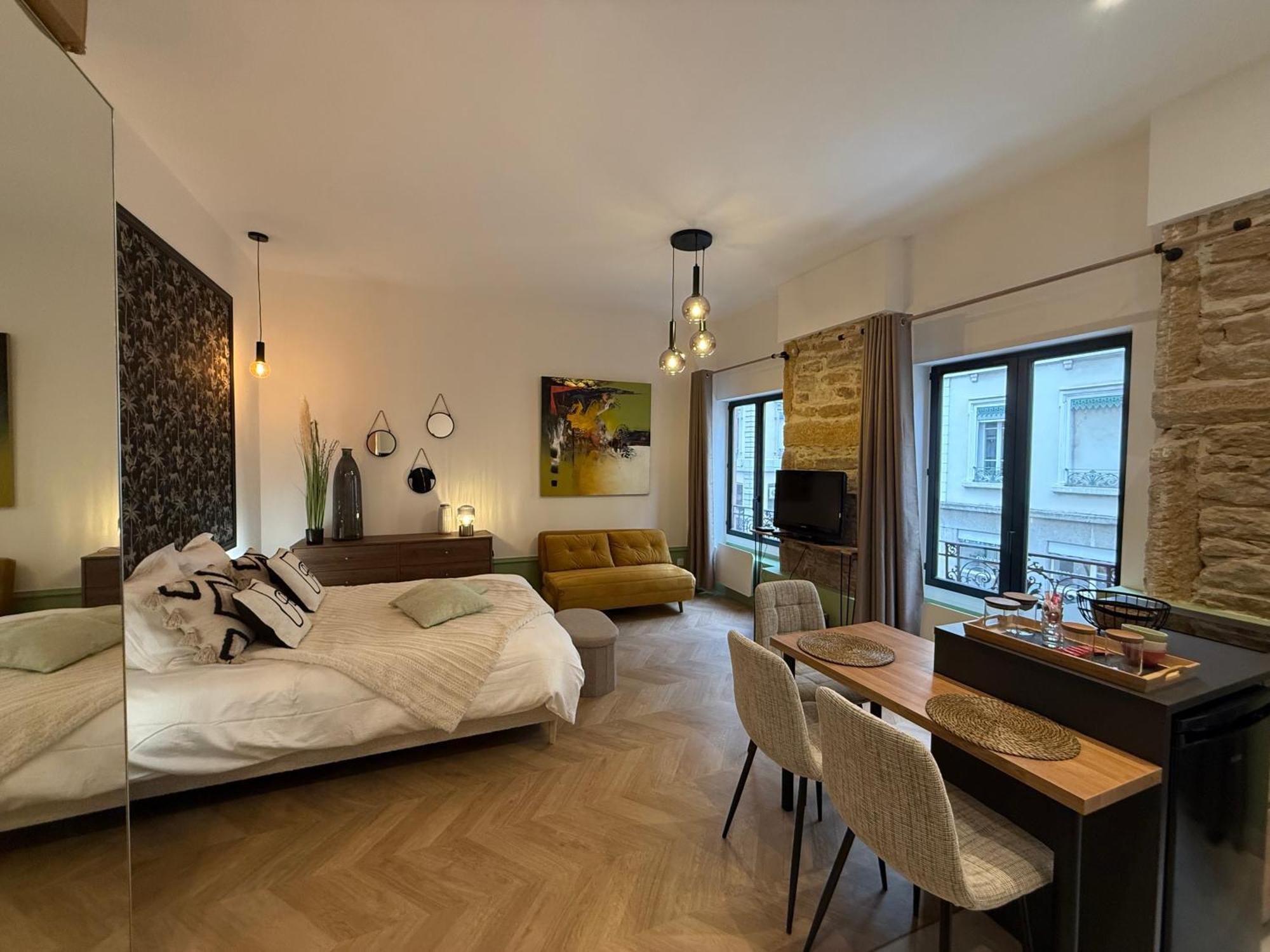 Elegant Et Chic Refait A Neuf Appartement *
