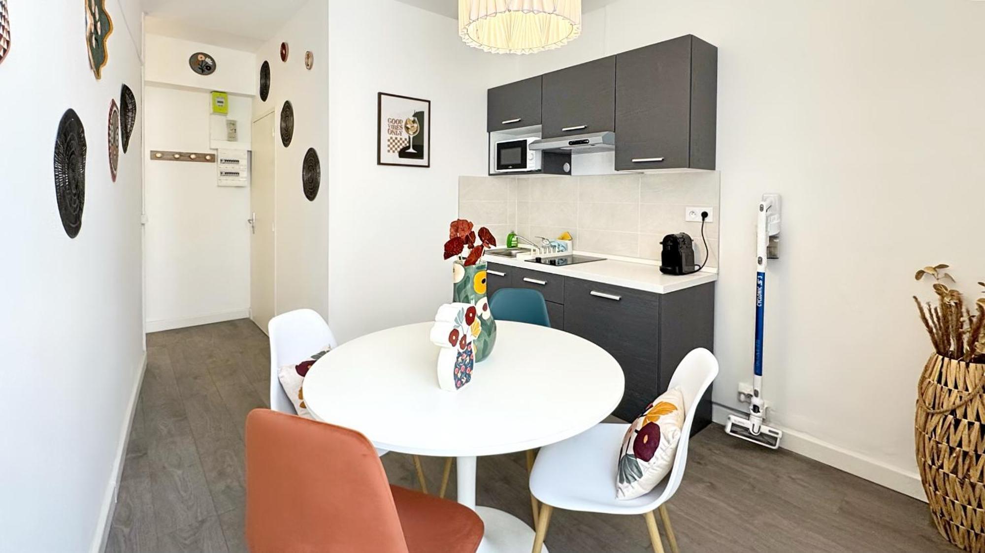 Apartment Pompeillant - Check In H24 - Wifi