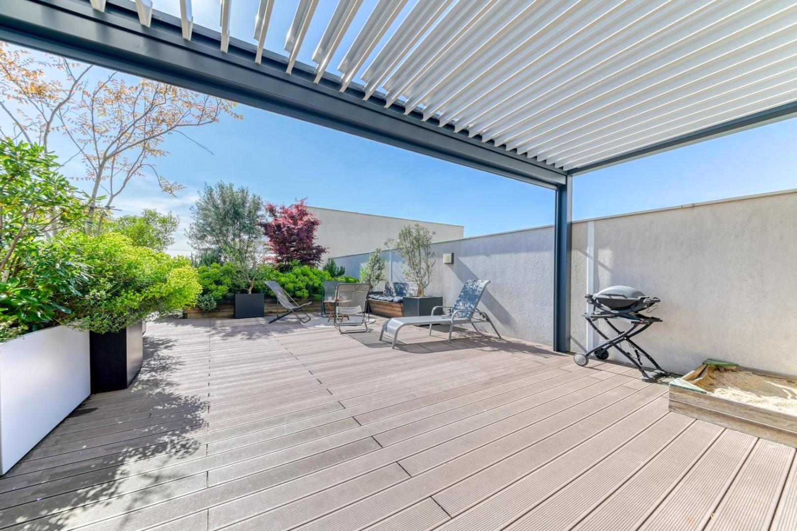 Appartement Guestready - Chic With Jacuzzi And Parking