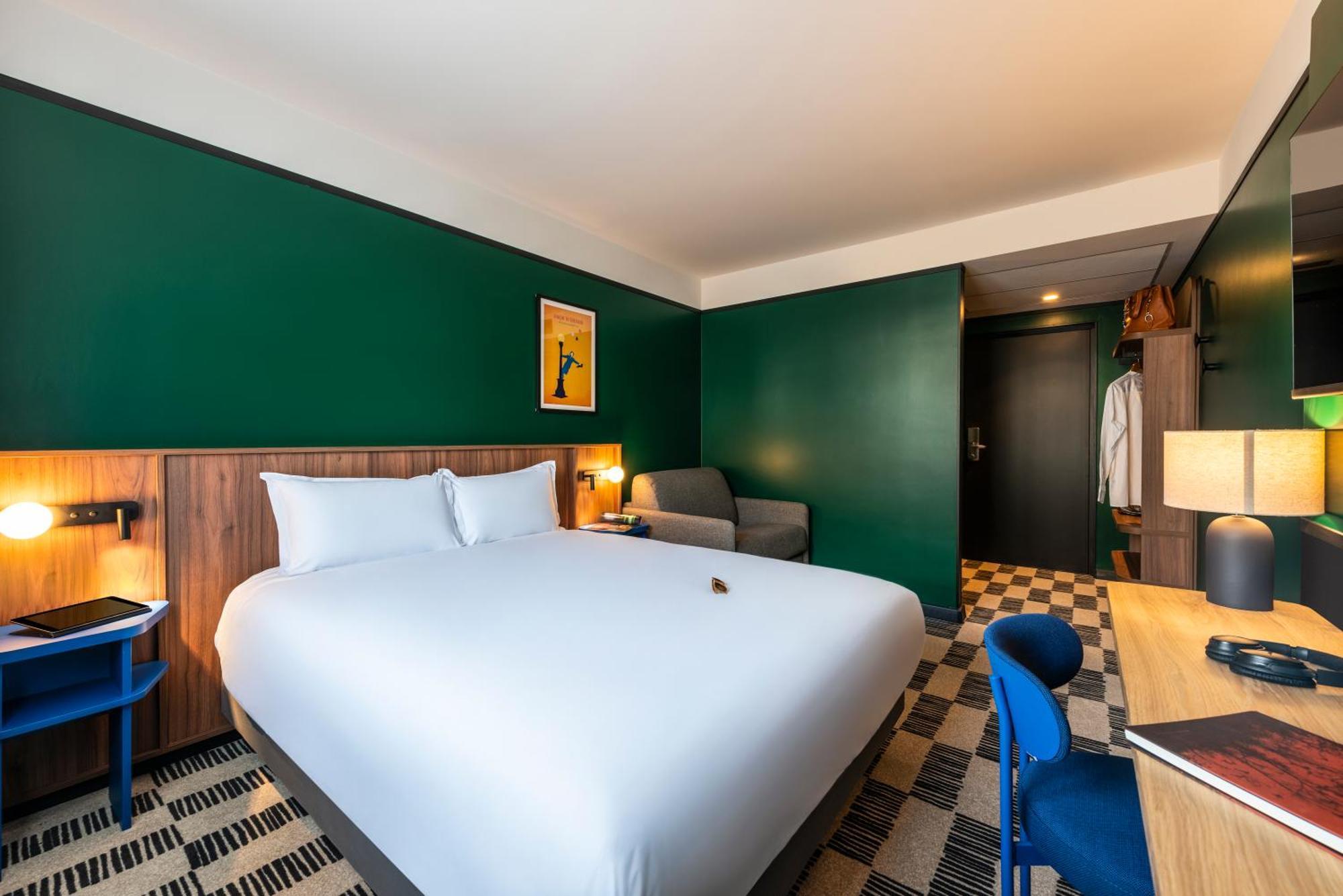 Le Lumiere Hotel