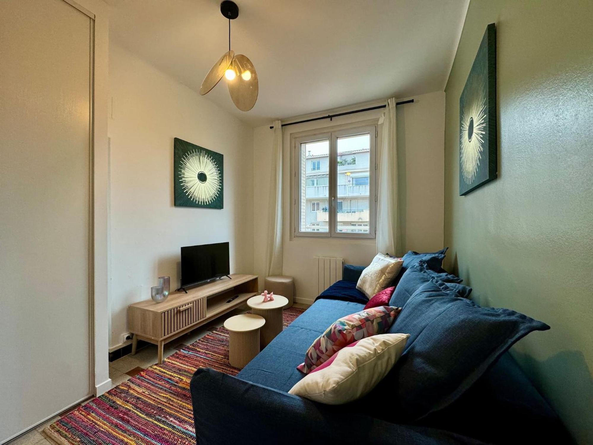 Alambra Apartment *