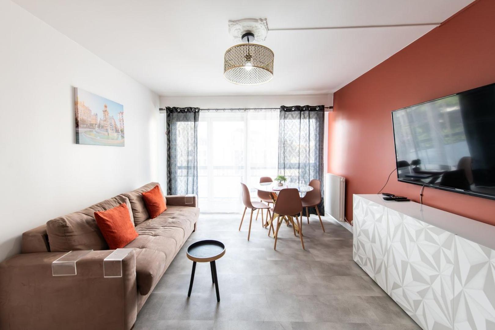 Le 27 - 3*** Cosy A Parking Apartment