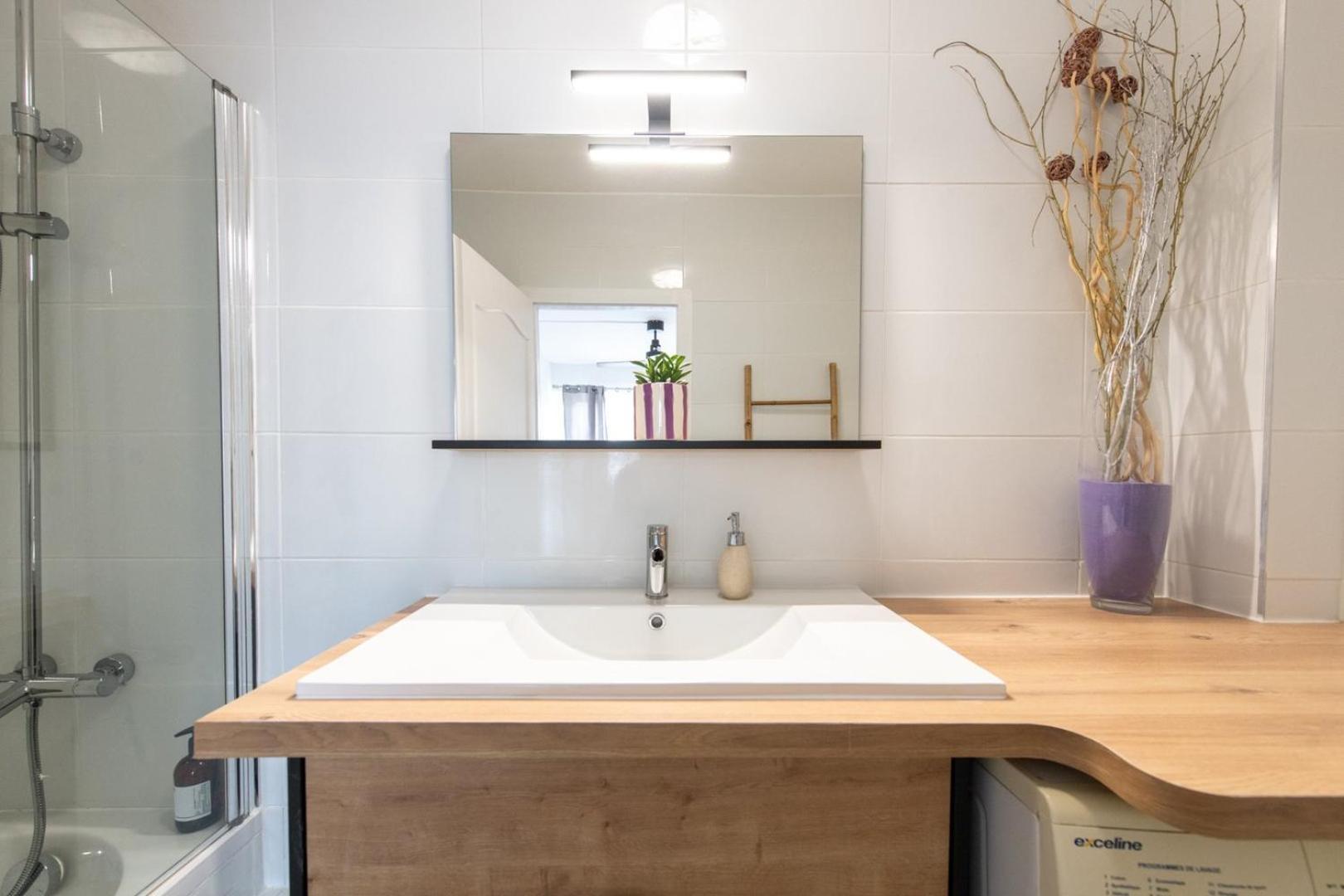 Le 27 - 3*** Cosy A Parking Apartment Lyon
