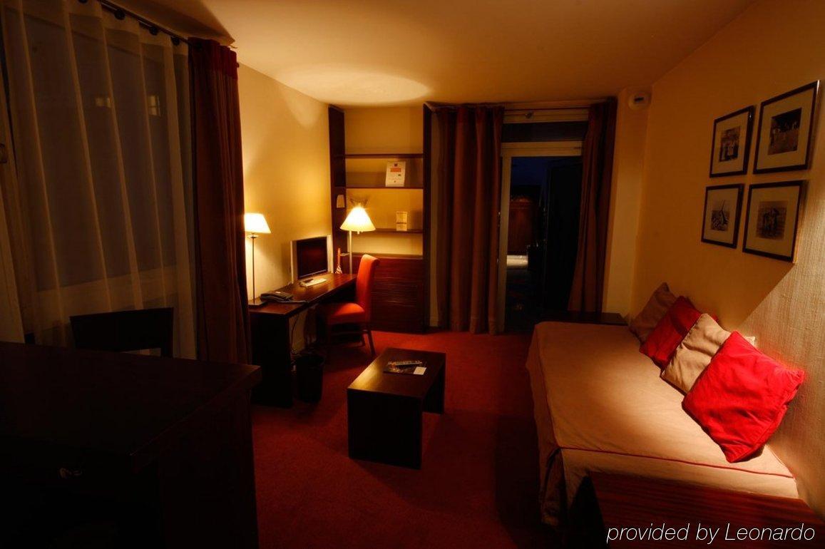 Le Roosevelt Hotel