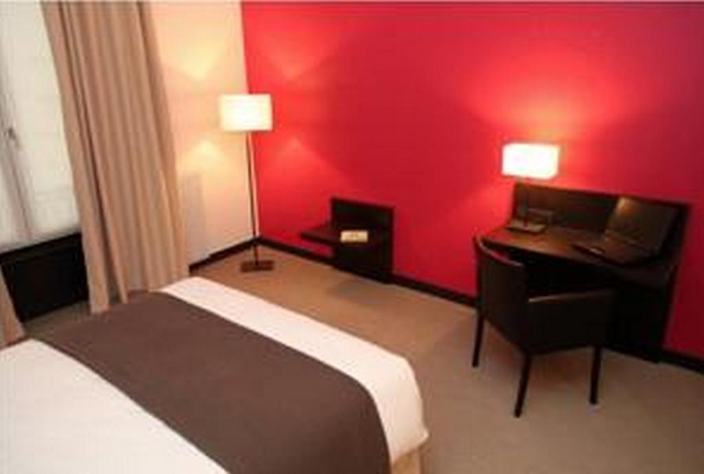 Hotel Central Perrache 3*