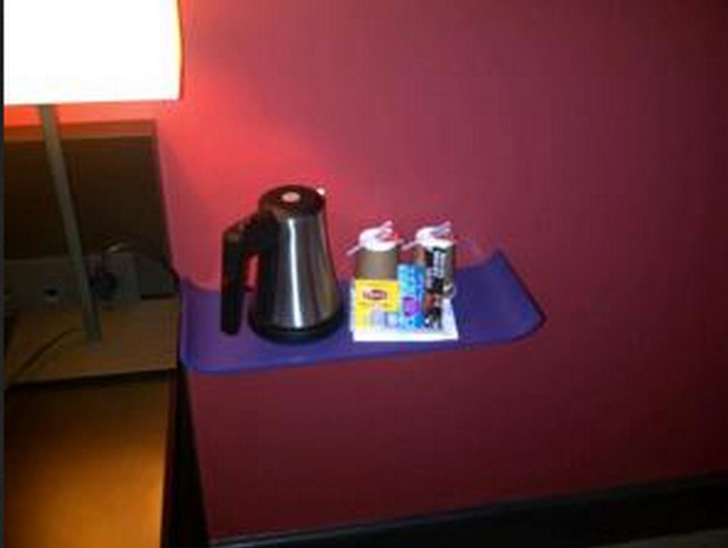 Hotel Central Perrache 3*