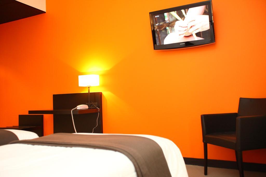 Hotel Central Perrache 3*