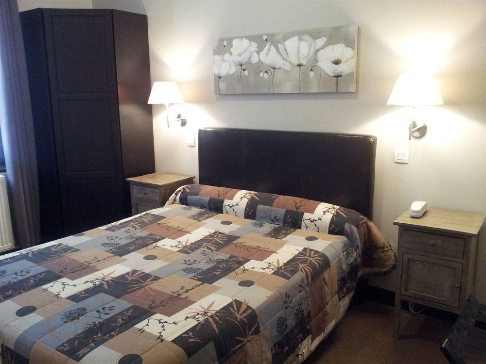 Hotel Azur 2*