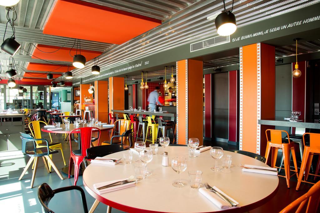 Ibis Styles Centre Confluence Hotel 3*