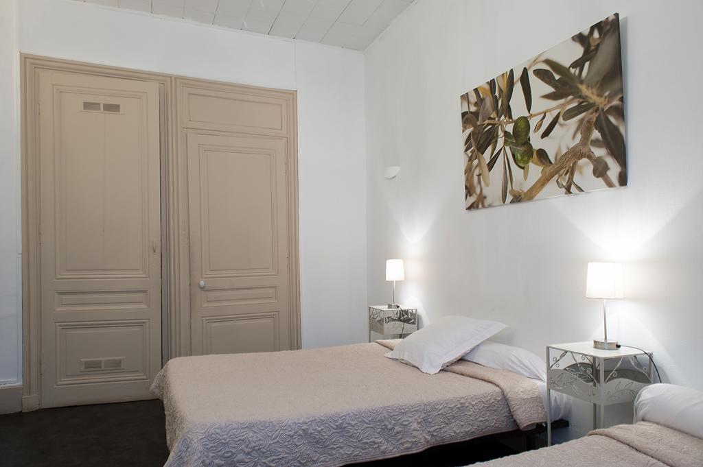 Des Facultes Hotel *