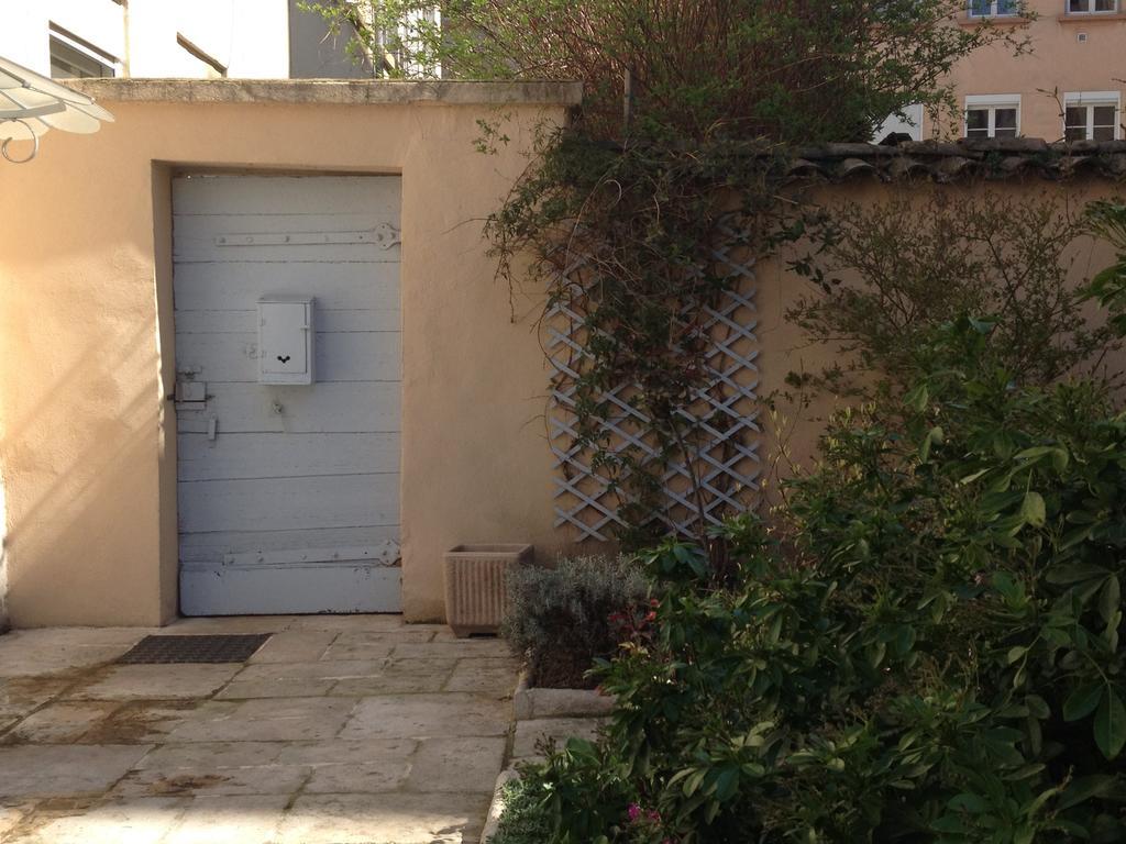 Le Jardin Croix Roussien Apartment *