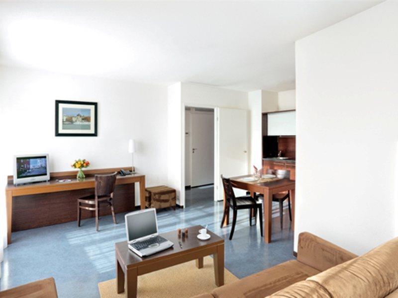 Appart'city Confort Vaise Aparthotel 3*
