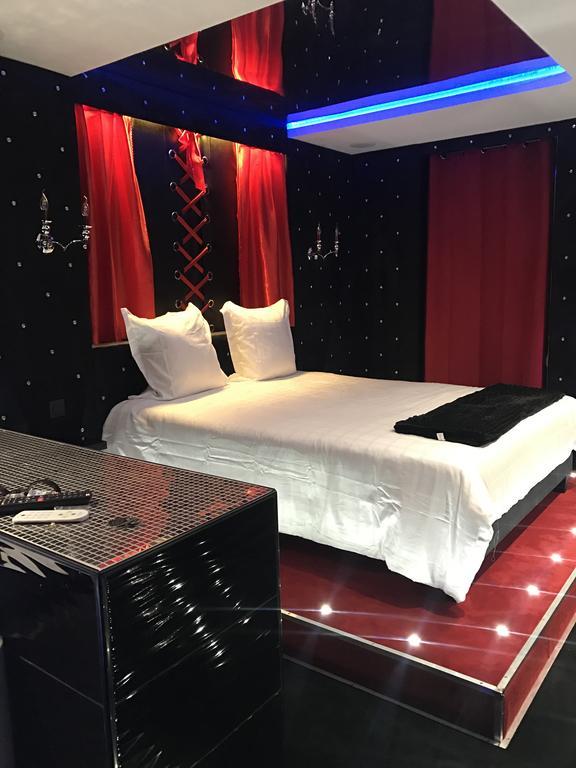 Appartement Le Cabaret Vip *