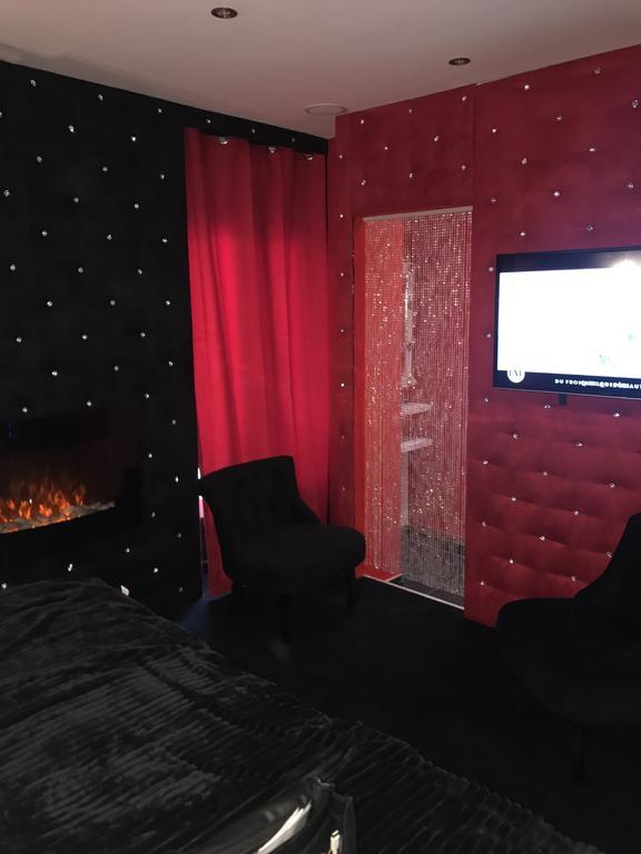 Appartement Le Cabaret Vip *