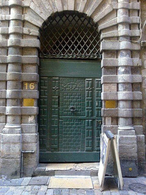 Le Xvi De La Rose * Lyon