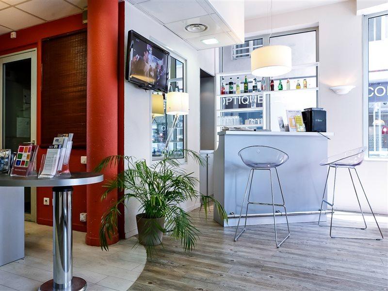 Hotel Ibis Styles Croix Rousse 3*