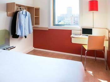 Hotel Ibis Styles Centre - Gare Part Dieu 3*