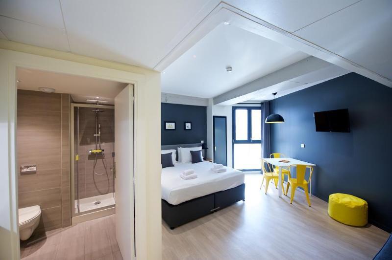Staycity Hotel 3*