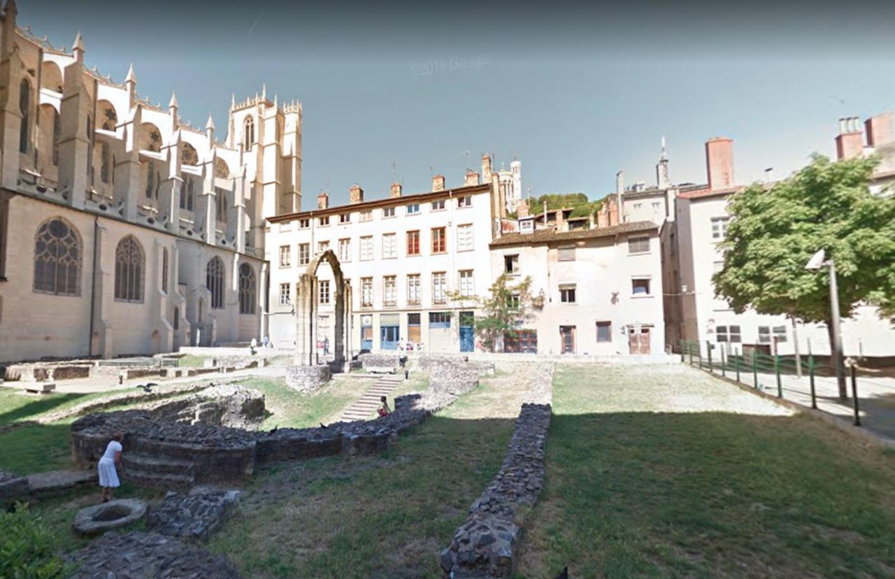Le Clos De Sainte Croix Apartamento Lyon