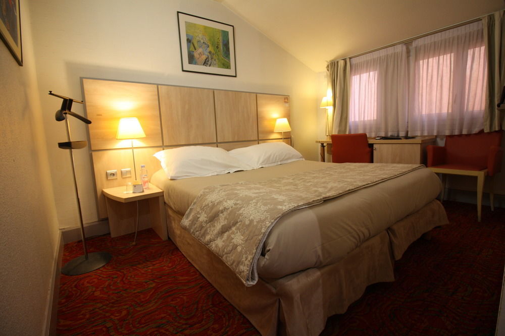 Western Saint-antoine Hotel 3*