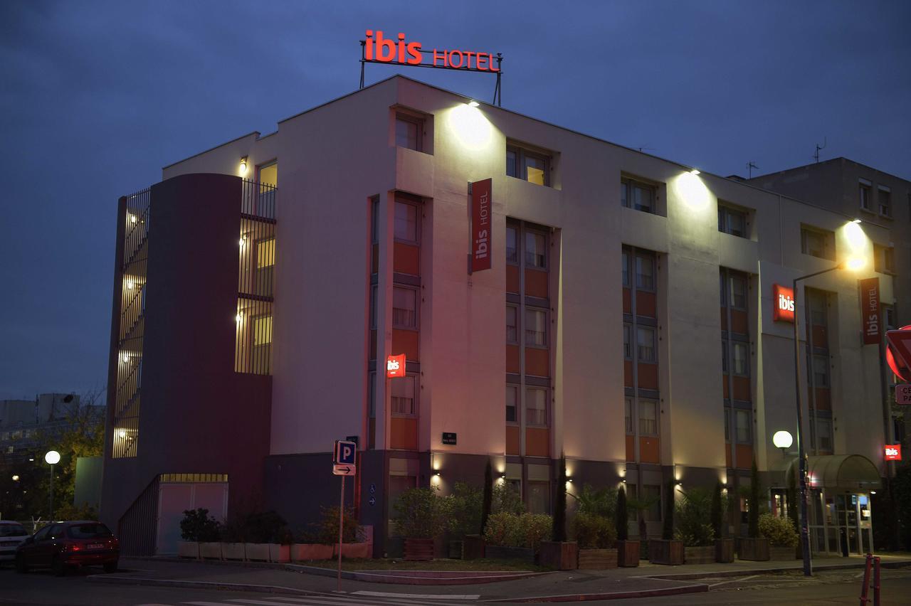 Ibis Gerland Merieux