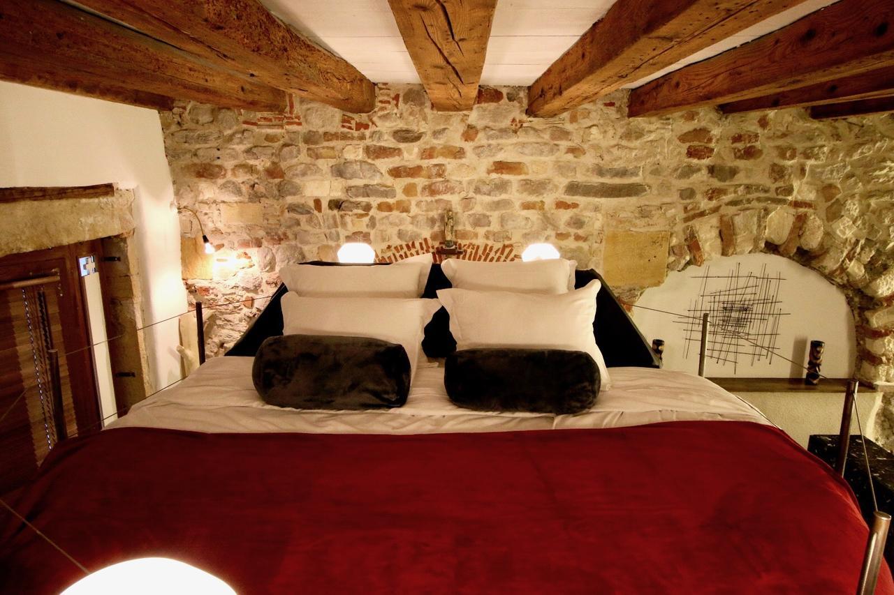 Le Clos De Sainte Croix *