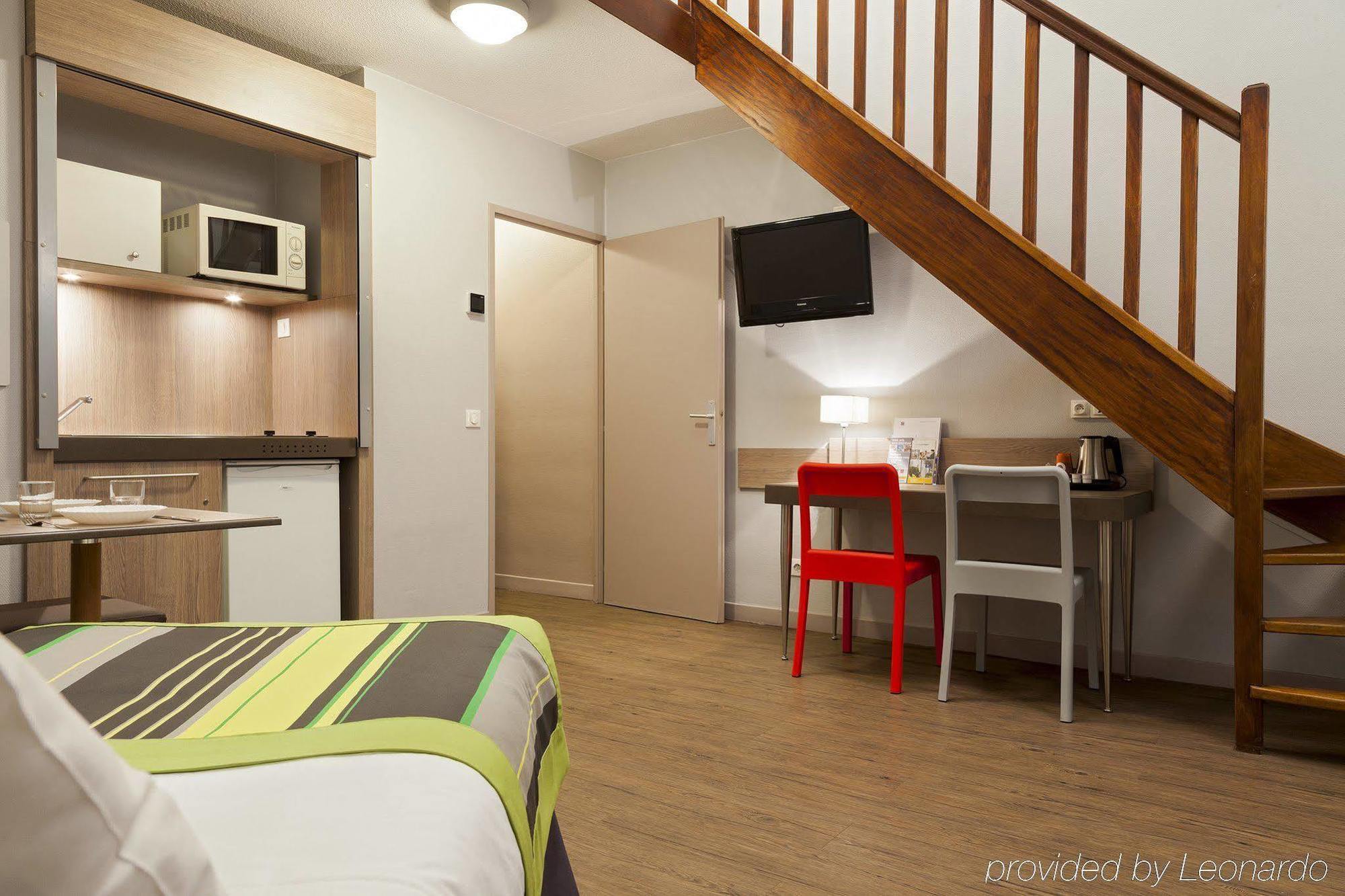 Adagio Access Centre Universite Aparthotel 3*