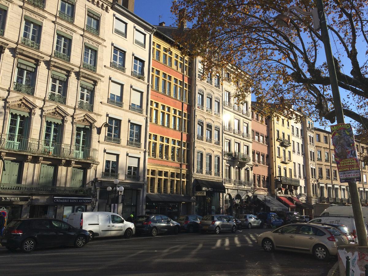 Charme Et Confort Aux Cordeliers Apartment