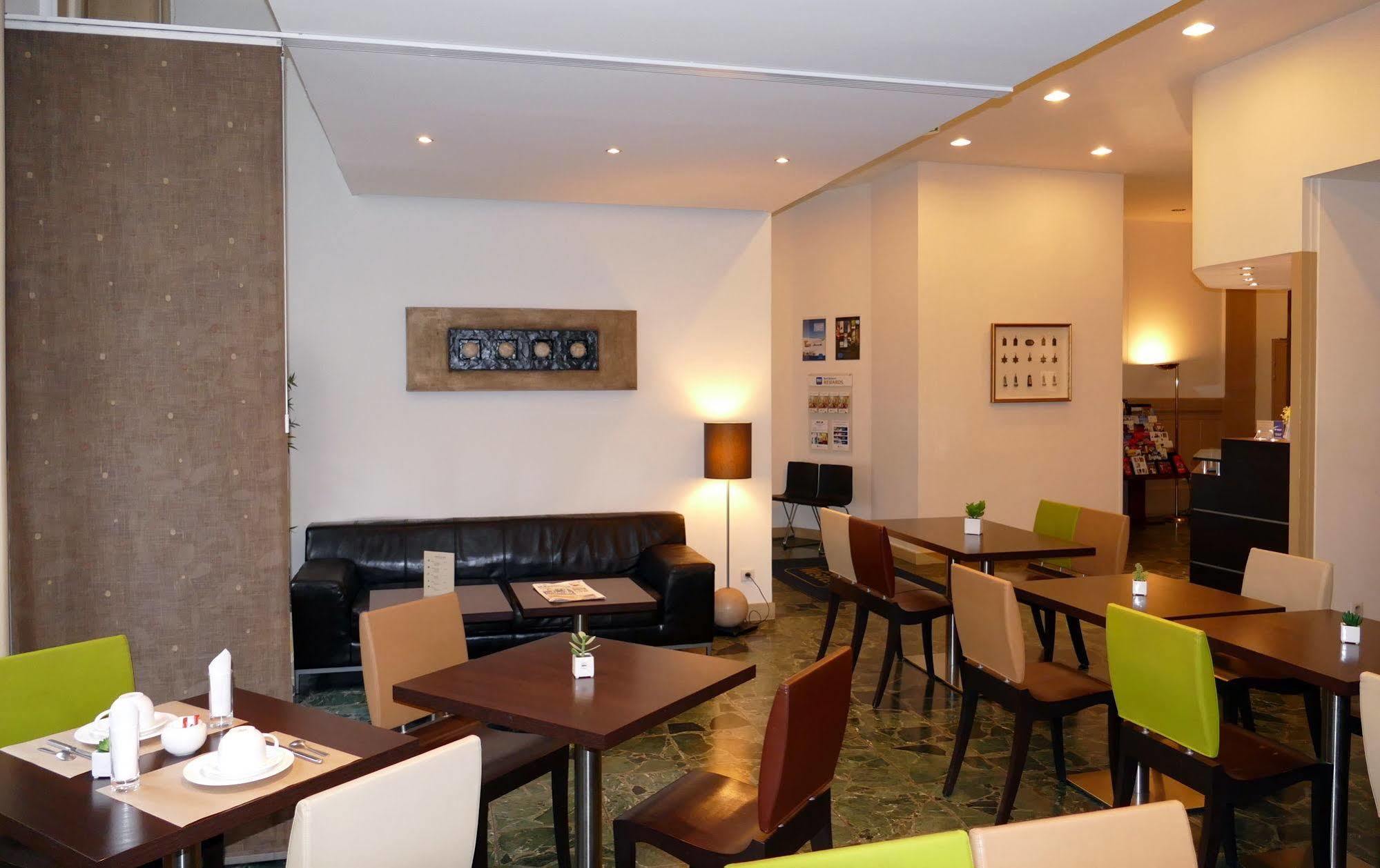 Hotel De Verdun 1882, Bw Signature Collection 4*