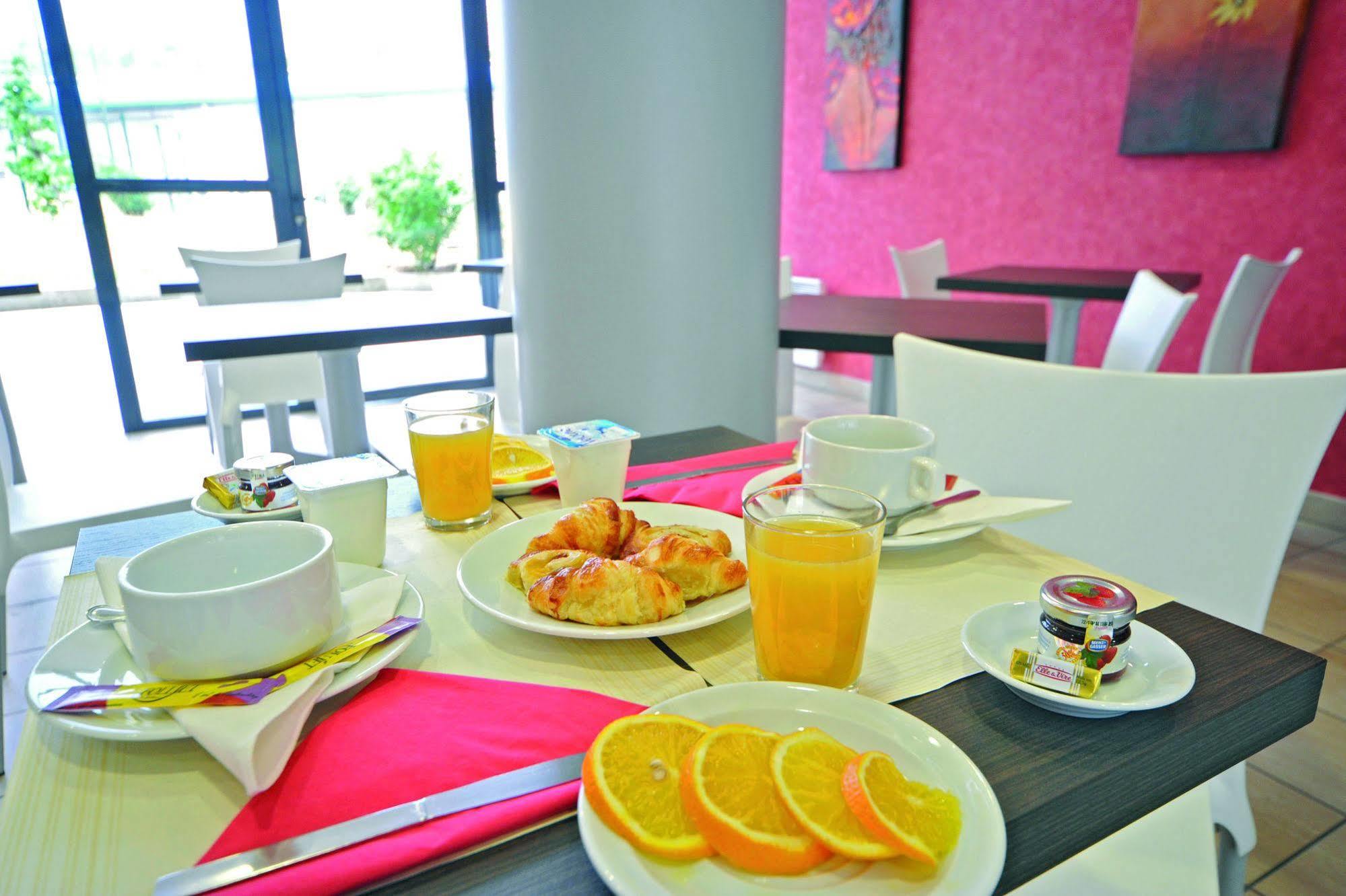 Appart'city Classic Vaise St Cyr 2*