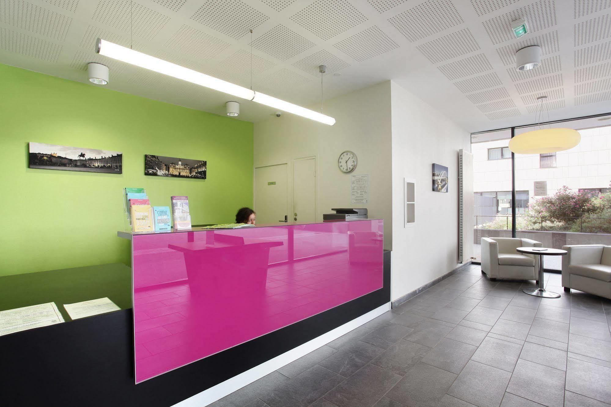 Appart Hotel Odalys City Lyon Confluence Aparthotel 3*