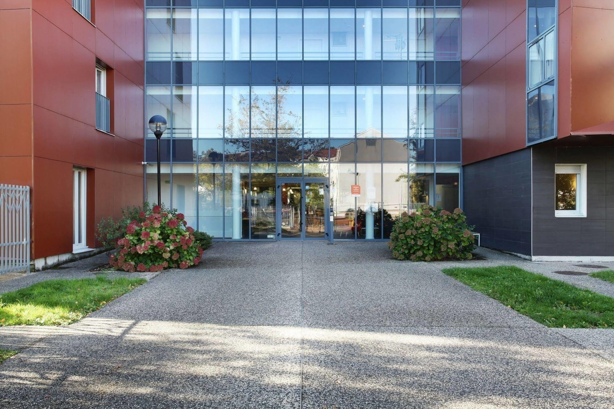 Odalys Bioparc Aparthotel 4*