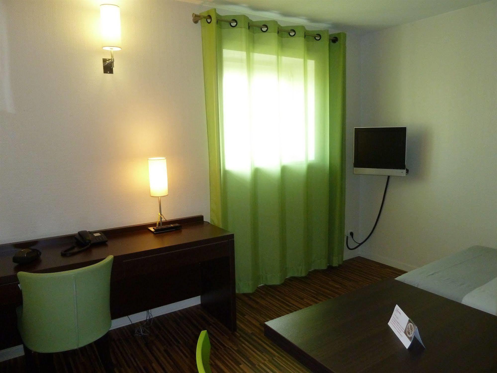Résidence Villemanzy Hotel 3*