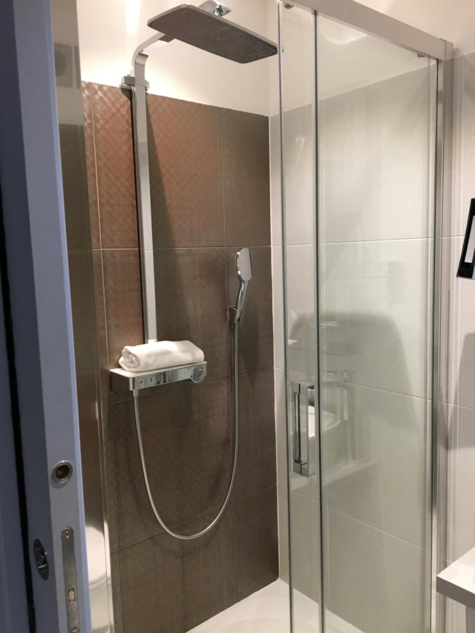 Boutique Richelieu, Gare Part-dieu 3*