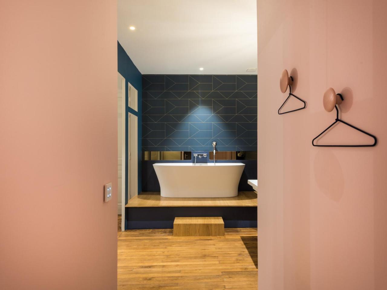 Mihotel Bizolon * Lyon