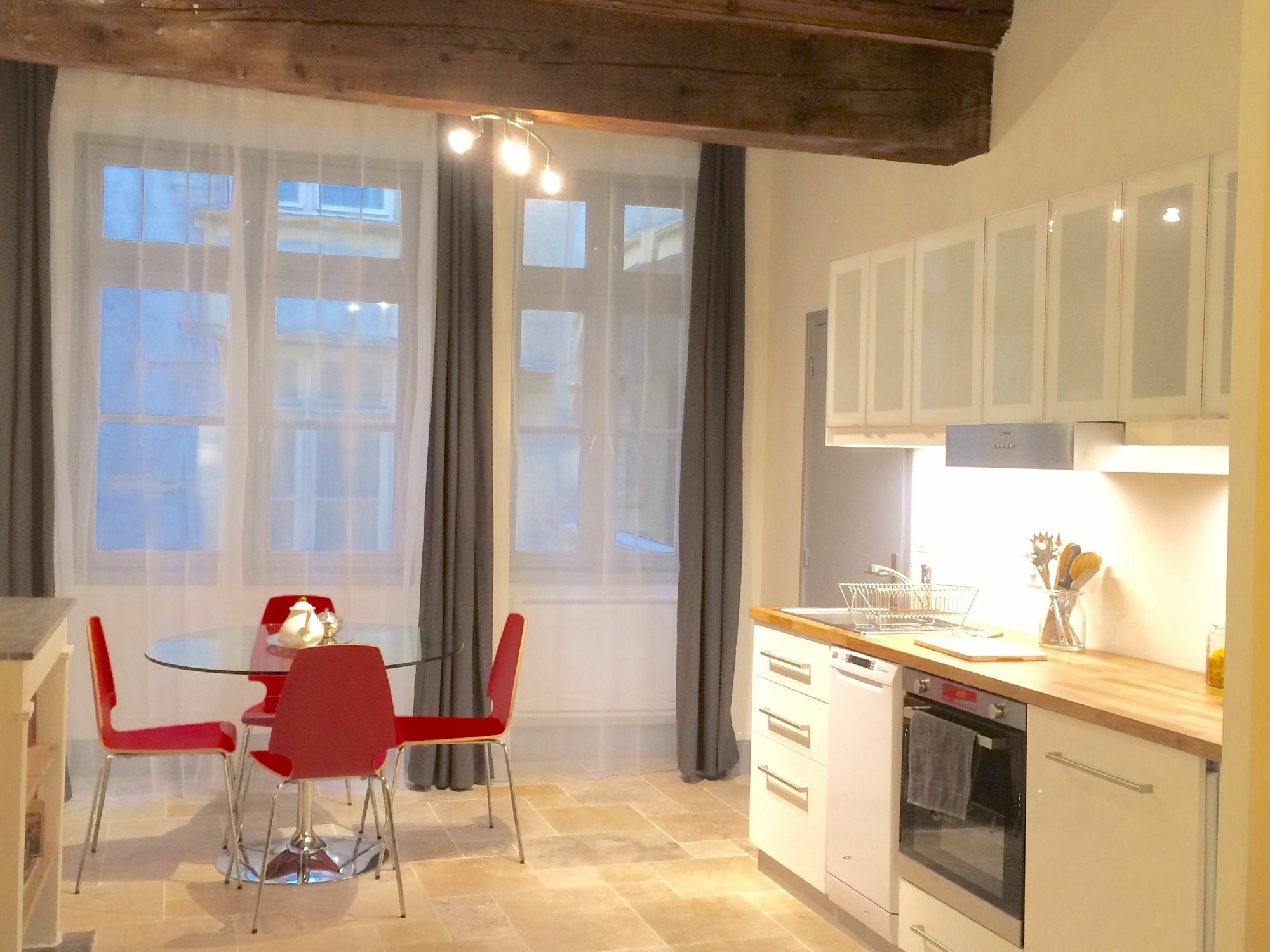 La Maison Debourg Lyon
