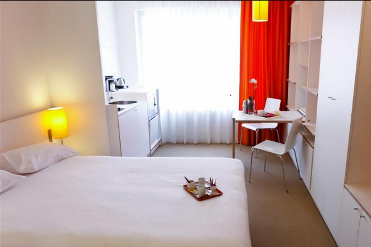 Hotel Montempo Cite Internationale 3*