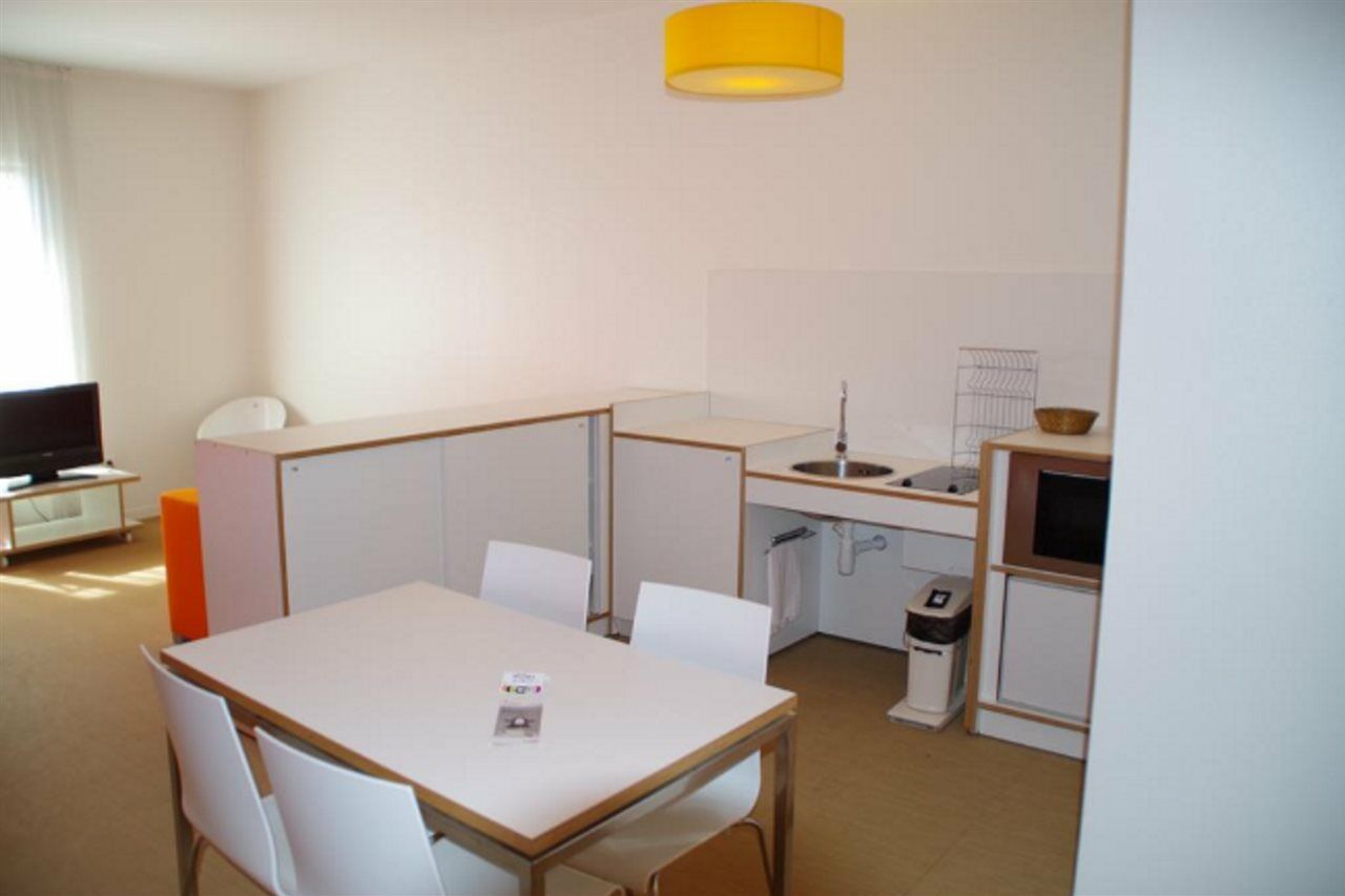Montempo Cite Internationale Hotel 3*