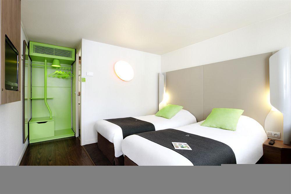Campanile Centre - Berges Du Rhone Hotel