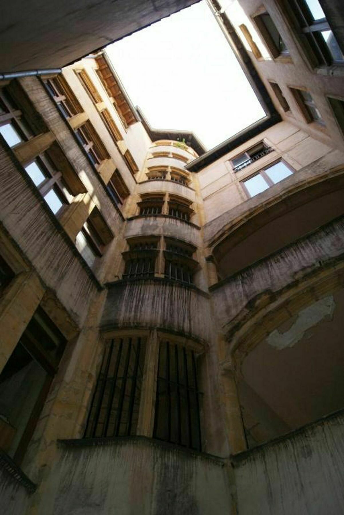 With One In Lyon, With Wonderful View And Wifi Apartamento