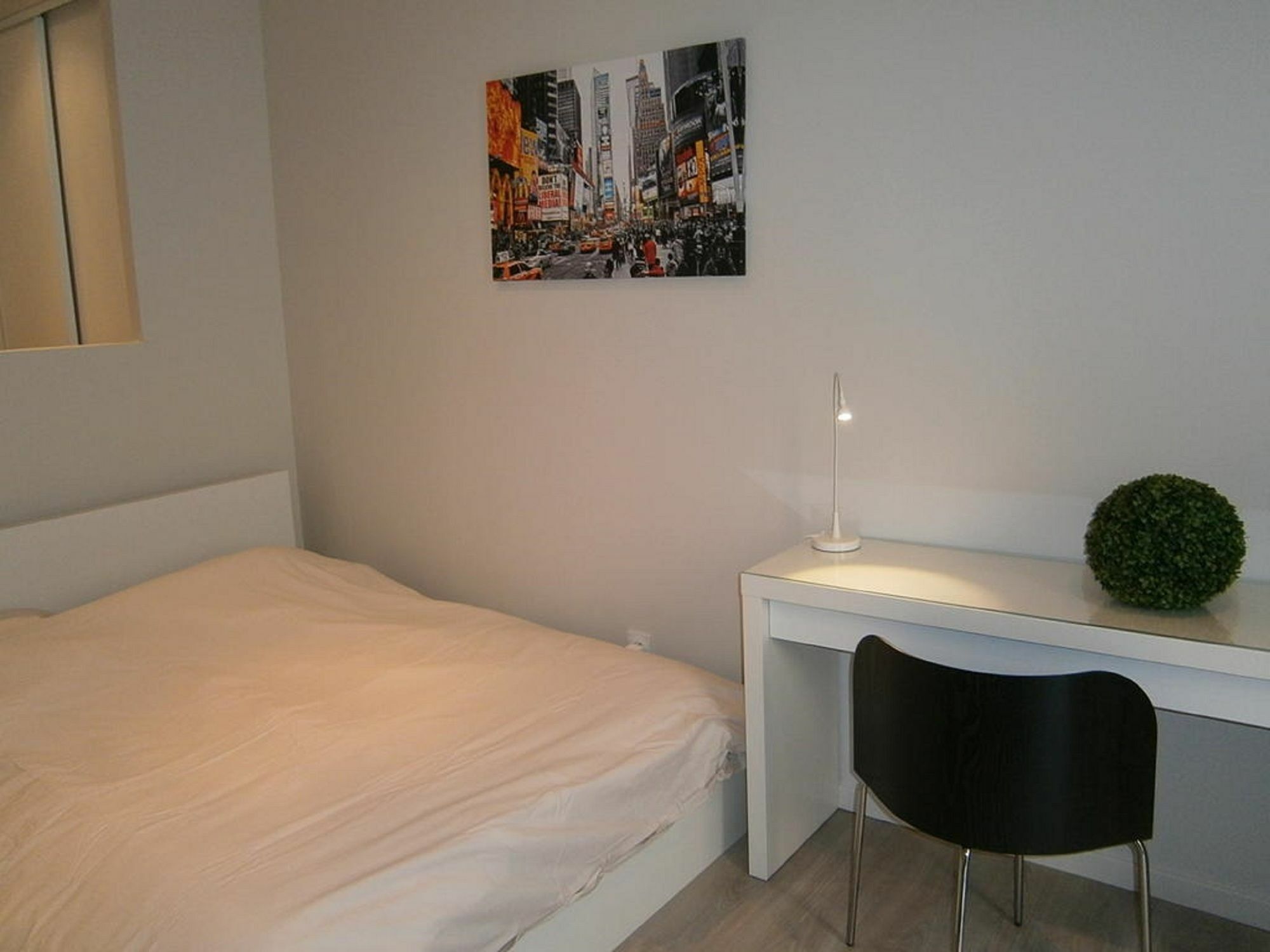 Bellecour Apartment