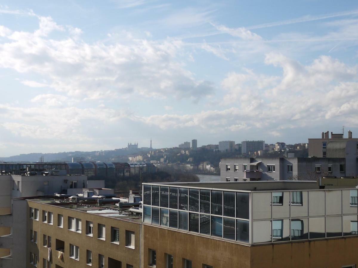 Saint Clair Cite Internationale Apartment *