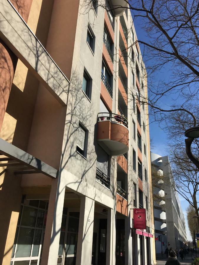 Appartement At In