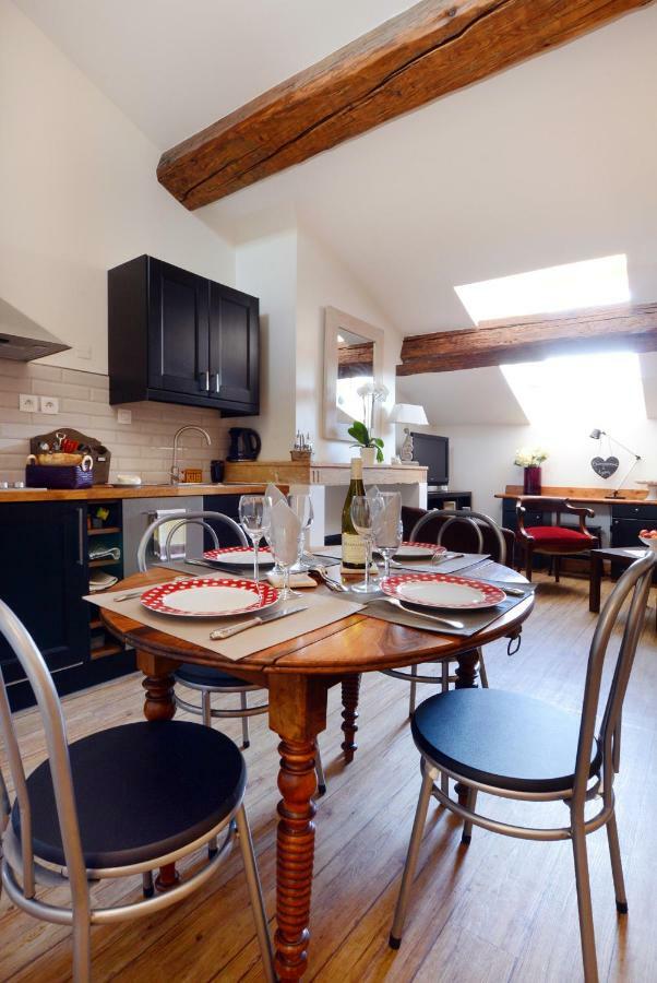 Apartment Meuble De Charme Lyon