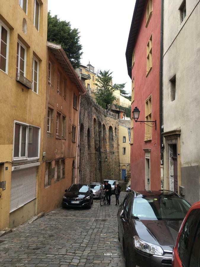 Standing Historic * Lyon