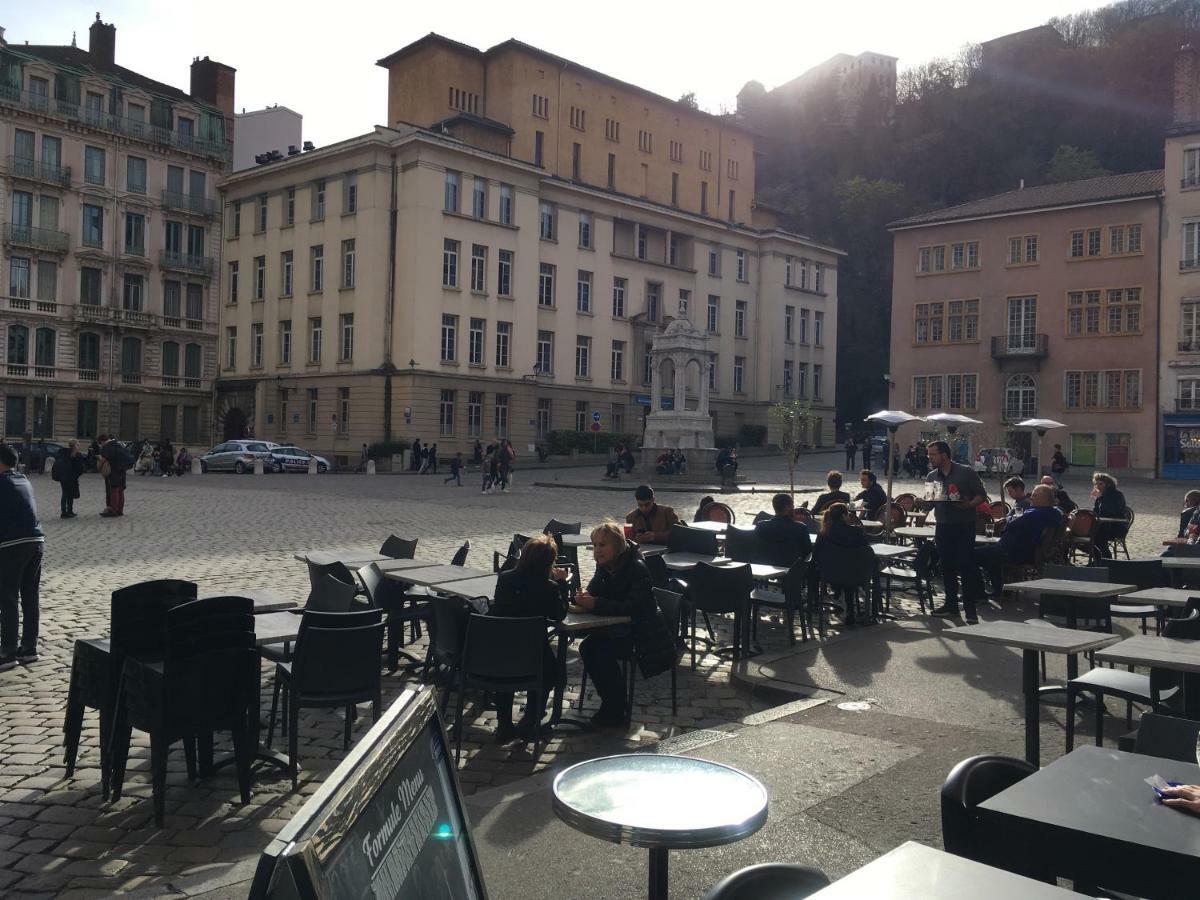 Standing Historic Apartment Lyon
