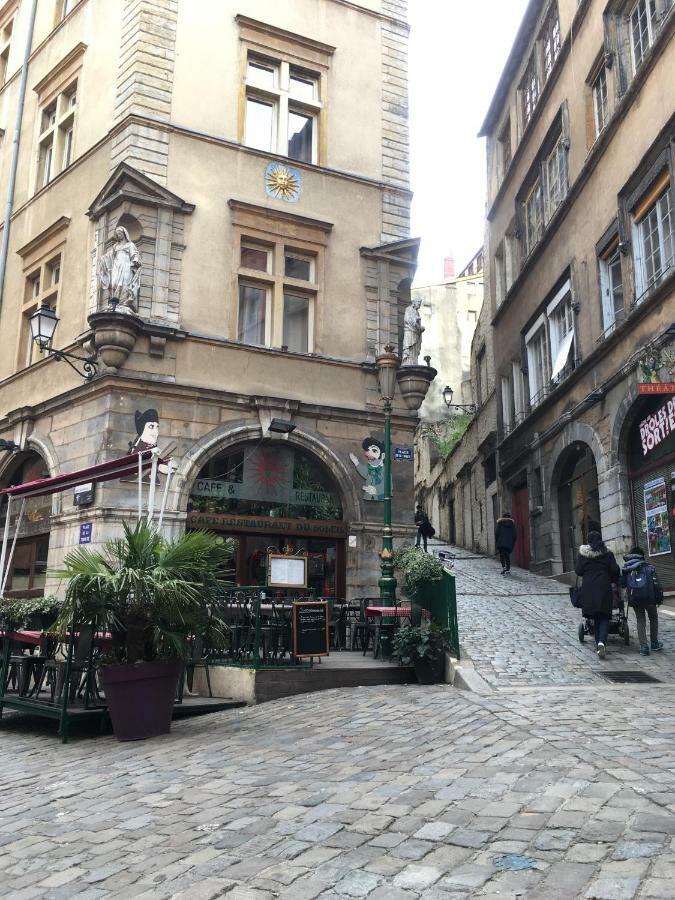 Standing Historic Lyon