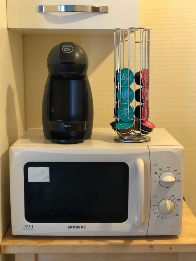 Woezon Na Mi Appartement *